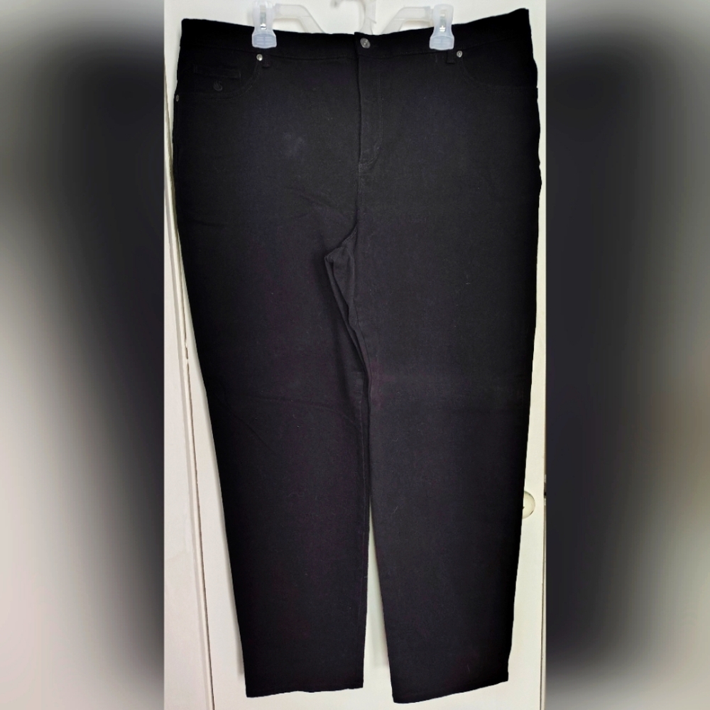 Gloria Vanderbilt Amanda Jeans, Black, Size 22W